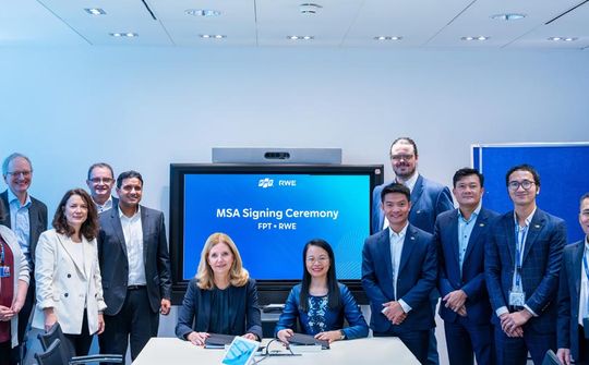 FPT và RWE hợp tác, hướng tới thúc đẩy chuyển đổi năng lượng xanh