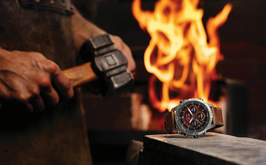 Garmin MARQ Adventurer ra mắt với thiết kế hoài cổ, sang trọng