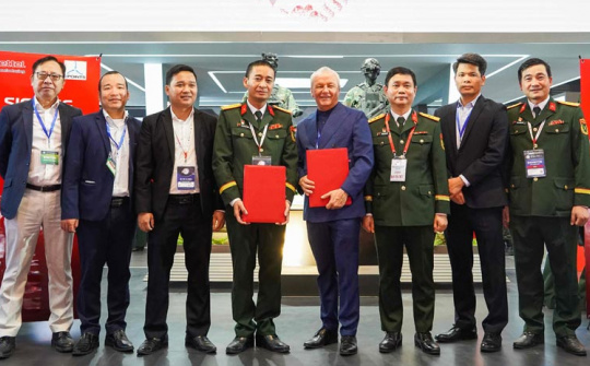 Viettel tham gia mạng lưới cung ứng sản phẩm Hàng không vũ trụ toàn cầu
