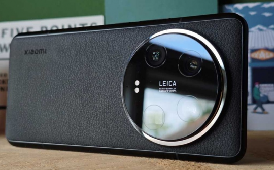 Xiaomi 15 Ultra sẽ hỗ trợ sạc nhanh 90W