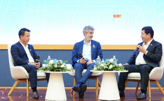 Chúng ta làm gì để kiểm soát những hệ thống AI thông minh hơn con người?