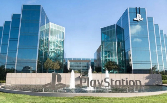 Sony 'bốc hơi' 10 tỉ USD giá trị thị trường