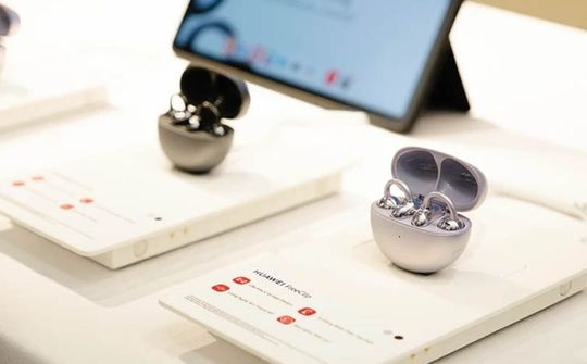 Tai nghe không dây Huawei FreeClip lên kệ tại Việt Nam