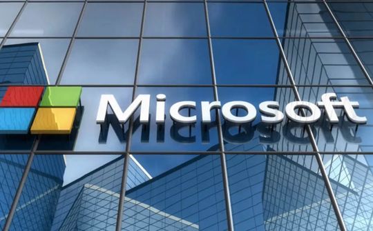 Microsoft công bố thoả thuận hợp tác dùng AI sản xuất nội dung tin tức