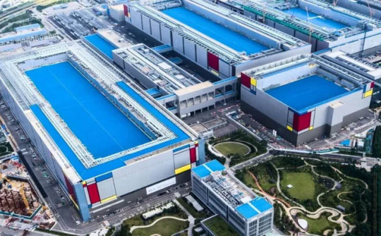 Samsung bắt đầu xây dựng dây chuyền sản xuất màn hình OLED thế hệ 8.6