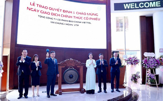Cổ phiếu Viettel Post chính thức niêm yết trên sàn HoSE