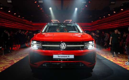 Cận cảnh Volkswagen Teramont X giá 1,9 tỷ đồng vừa về Việt Nam