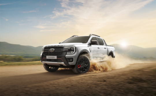 Ford Ranger Stormtrak ra mắt thị trường Việt Nam