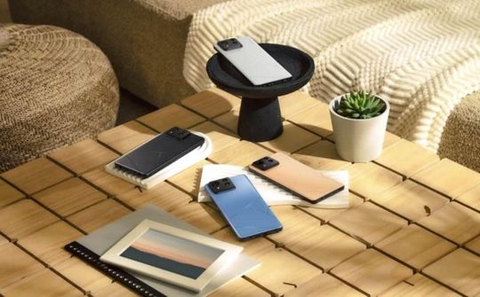 Asus ra mắt ZenFone 11 Ultra với giá từ 899 EUR