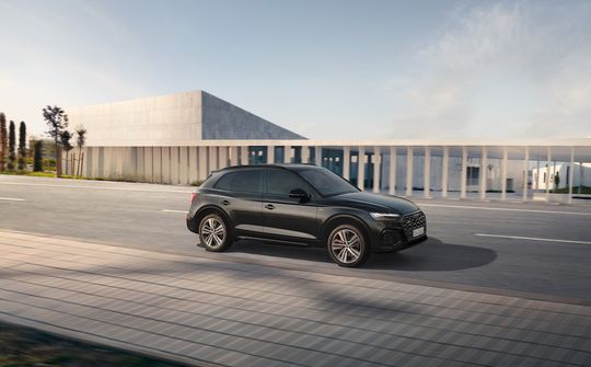 Audi Q5 bản giới hạn giá 2,3 tỷ đồng sắp về Việt Nam