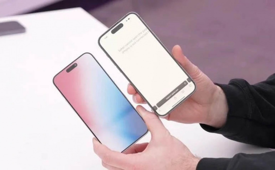 Apple phát triển màn hình chống chói cho iPhone 17