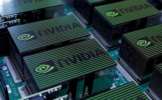Cuộc cạnh tranh nóng lên trên thị trường chip HBM
