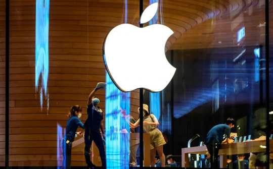 Cổ phiếu bị bán tháo khiến giá trị vốn hóa của Apple giảm 200 tỷ USD