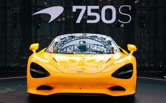 Ngắm siêu xe McLaren 750S vừa cập bến Việt Nam, giá từ 20 tỷ đồng