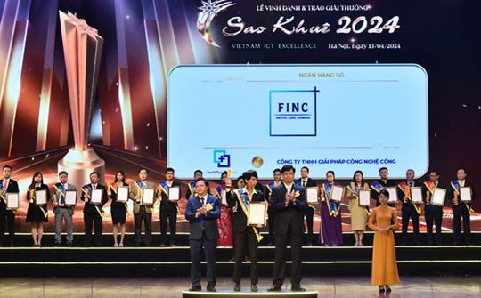 Phần mềm ngân hàng lõi kỹ thuật số của TechPlus vinh dự nhận giải thưởng Sao Khuê 2024