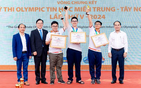 Hanwha Life đồng hành cùng Olympic Tin học Miền Trung và Tây Nguyên 2024
