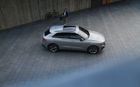 Audi Q8 mới giá từ 4,1 tỷ đồng