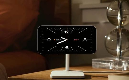 Apple sẽ vá lỗi báo thức trên iPhone