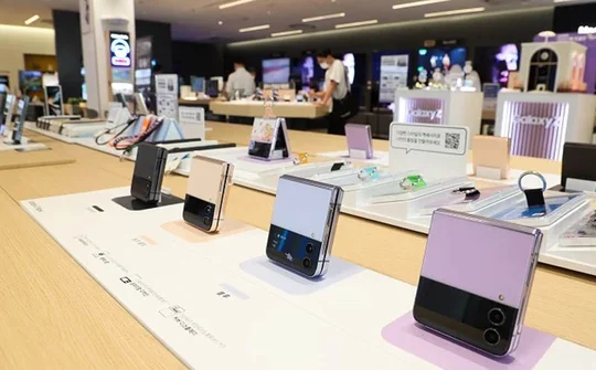 Samsung đã xuất xưởng gần 3 tỉ smartphone trong 10 năm