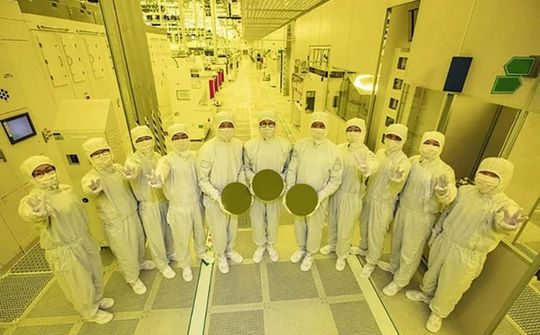 Samsung sắp ra mắt quy trình sản xuất 1nm