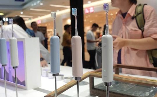 Bàn chải điện Laifen Wave ra mắt thị trường Việt Nam