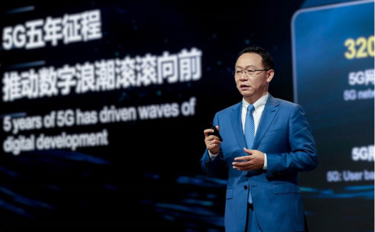 Huawei định hướng phát triển công nghệ 5.5G gắn với AI