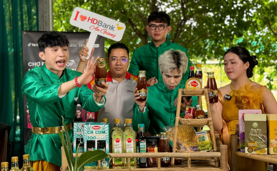 Chợ phiên OCOP "Hương vị An Giang" thúc đẩy đầu ra cho nông sản