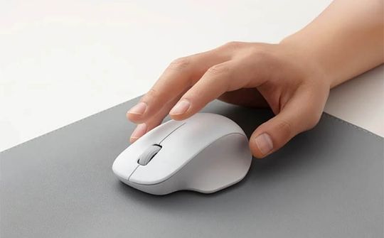 Xiaomi giới thiệu chuột không dây với giá chỉ khoảng 158.000 đồng