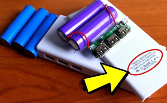 Hiểm họa từ sạc dự phòng kém chất lượng