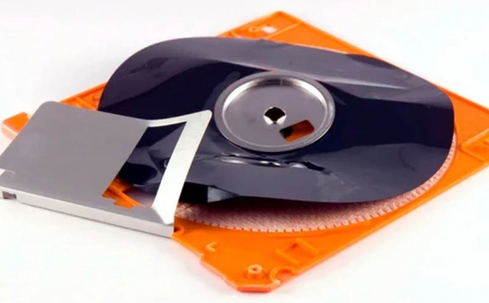 Chính phủ Nhật Bản loại bỏ việc sử dụng đĩa mềm