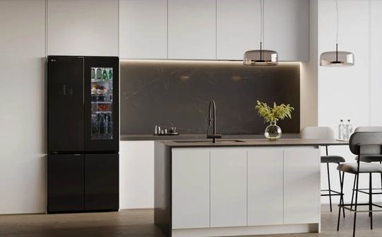 LG ra mắt tủ lạnh InstaView French Door mới với thiết kế 4 cánh mặt gương