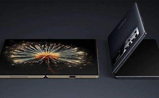 Xiaomi MIX Fold4 được trang bị chip SD8 Gen 3 mạnh mẽ