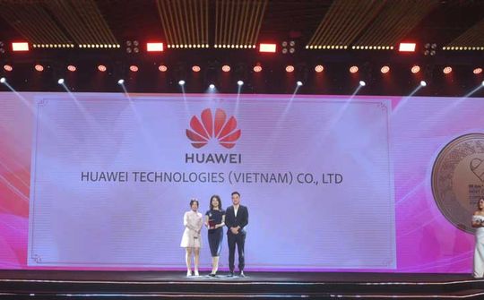 Huawei Việt Nam giành giải kép tại lễ trao giải HR Asia Awards 2024