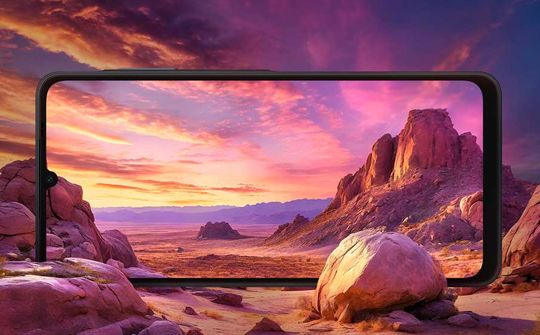 Samsung ra mắt Galaxy A06 với màn hình cực đại lớn nhất dòng A Series