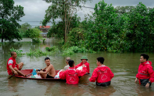 Viettel Post tích cực triển khai công tác cứu trợ vùng lũ