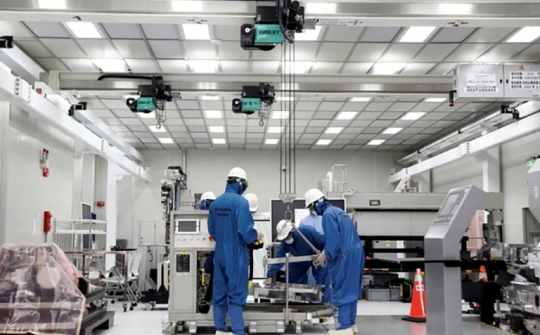 Trung Quốc phát triển máy sản xuất chip DUV nội địa