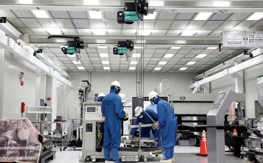 Trung Quốc phát triển máy sản xuất chip DUV nội địa