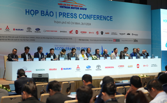 Triển lãm ô tô VMS 2024: 8 thương hiệu xe máy tham gia, vắng bóng xe sang