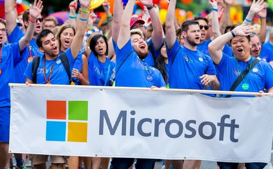 Microsoft cắt giảm nhân sự ngay đầu năm 2025