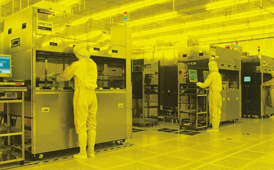 Cựu phó chủ tịch Intel đầu quân cho "á quân" bán dẫn Trung Quốc