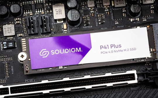Solidigm rút khỏi mảng kinh doanh SSD tiêu dùng