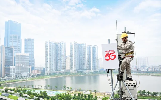 Viettel tăng trưởng 2 con số, nộp NSNN 42,6 nghìn tỷ đồng