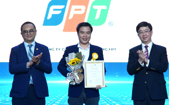 FPT "vững chân" trong Top 10 Doanh nghiệp Công nghệ số Việt Nam 2025