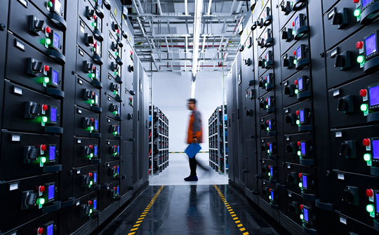 Trung Quốc cấm dùng chip AI nước ngoài cho trung tâm dữ liệu công