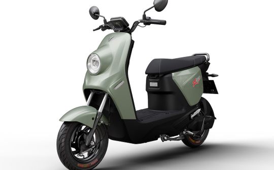 Bộ đôi xe máy điện VinFast ZGoo và Flazz: di chuyển 50km mỗi lần sạc, giá cao 14,9 triệu đồng