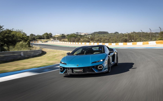 Lamborghini Temerario ra mắt Việt Nam đầu năm 2026, giá dự kiến từ 19,6 tỷ đồng