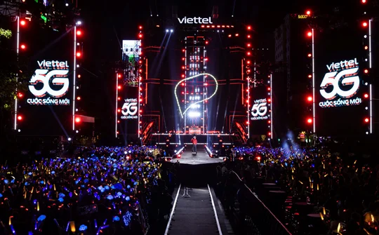 Y-FEST 2025: Hai sân khấu đồng điệu “hòa nhịp thấu cảm”