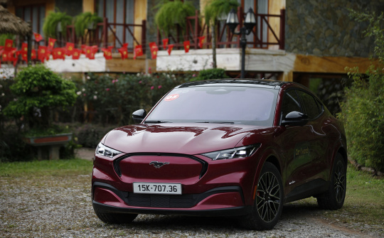 Triệu hồi Ford Mustang Mach-e tại Việt Nam