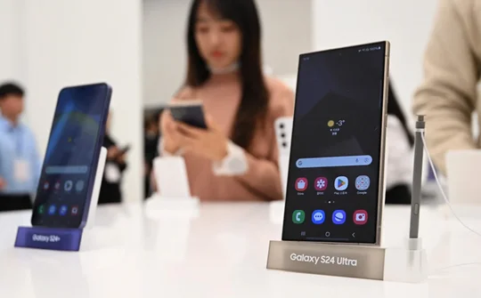 Smartphone đứng trước đợt tăng giá mạnh nhất 26 năm
