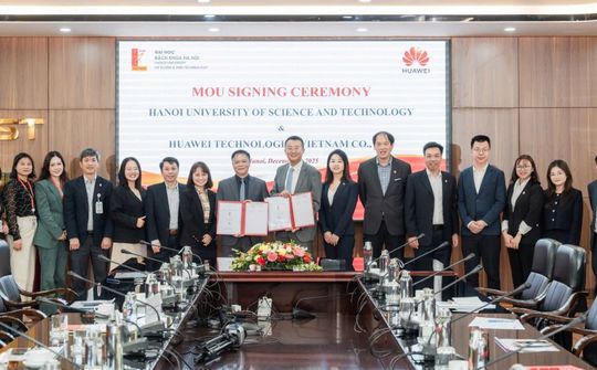 Đại học Bách khoa Hà Nội và Huawei Việt Nam ký MOU về phát triển nhân tài ICT